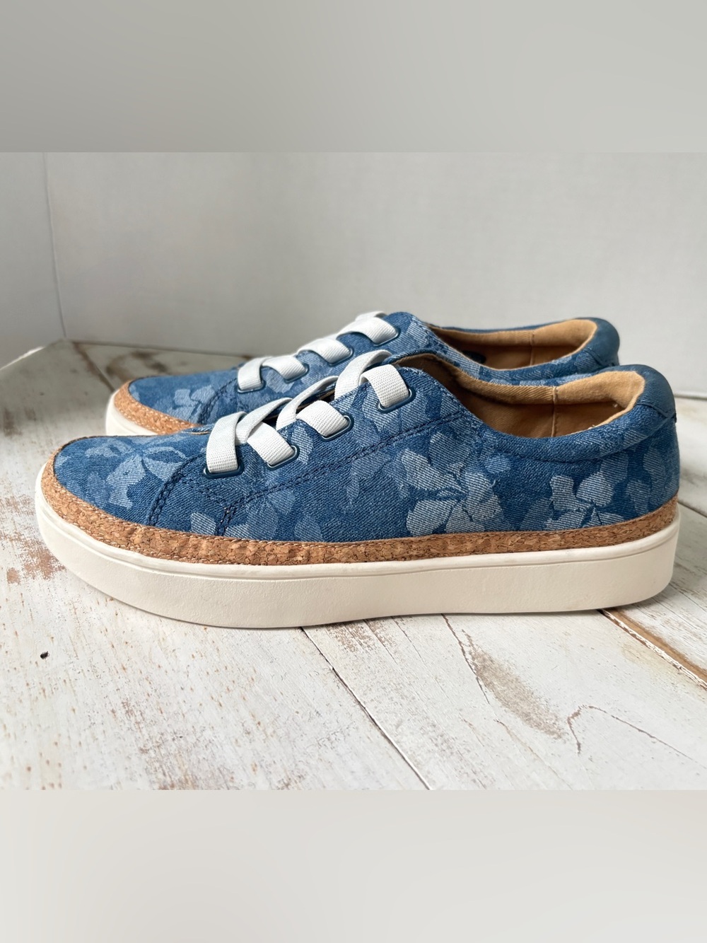 Revitalign Hermosa Orthotic Floral Denim Slip On Sneakers cork trim Sz 7.5 NWOB